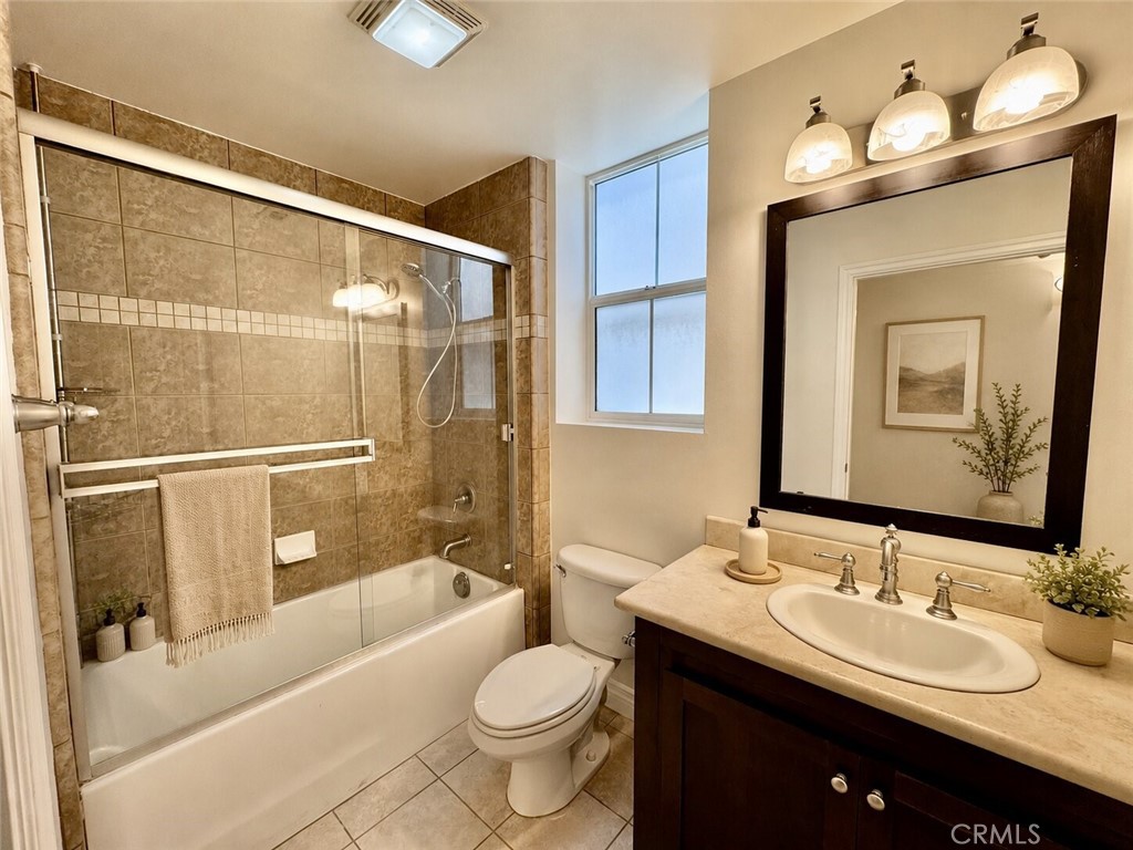 13200 Moorpark 203 Property Photo 27