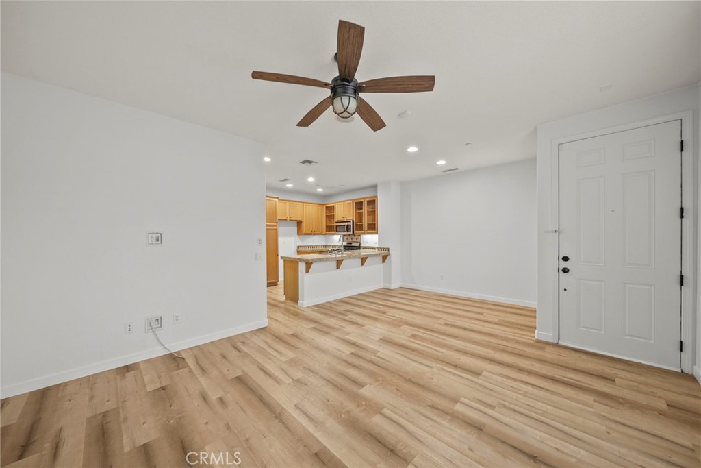 1690 Heywood C Property Photo 12