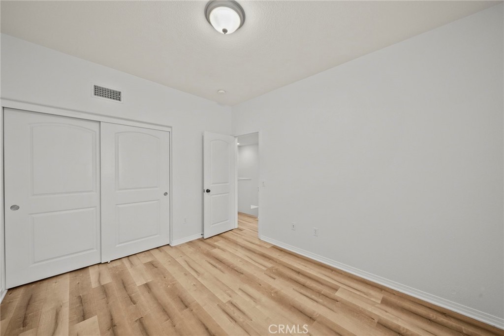 1690 Heywood C Property Photo 22