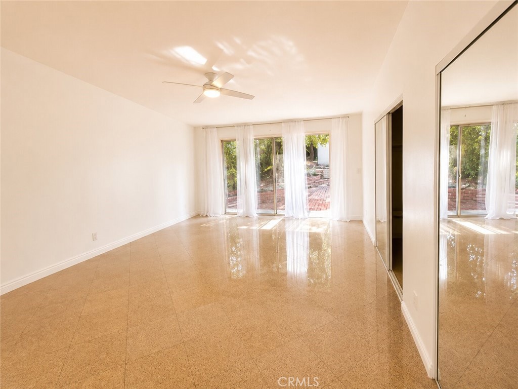 24010 Hatteras Property Photo 11