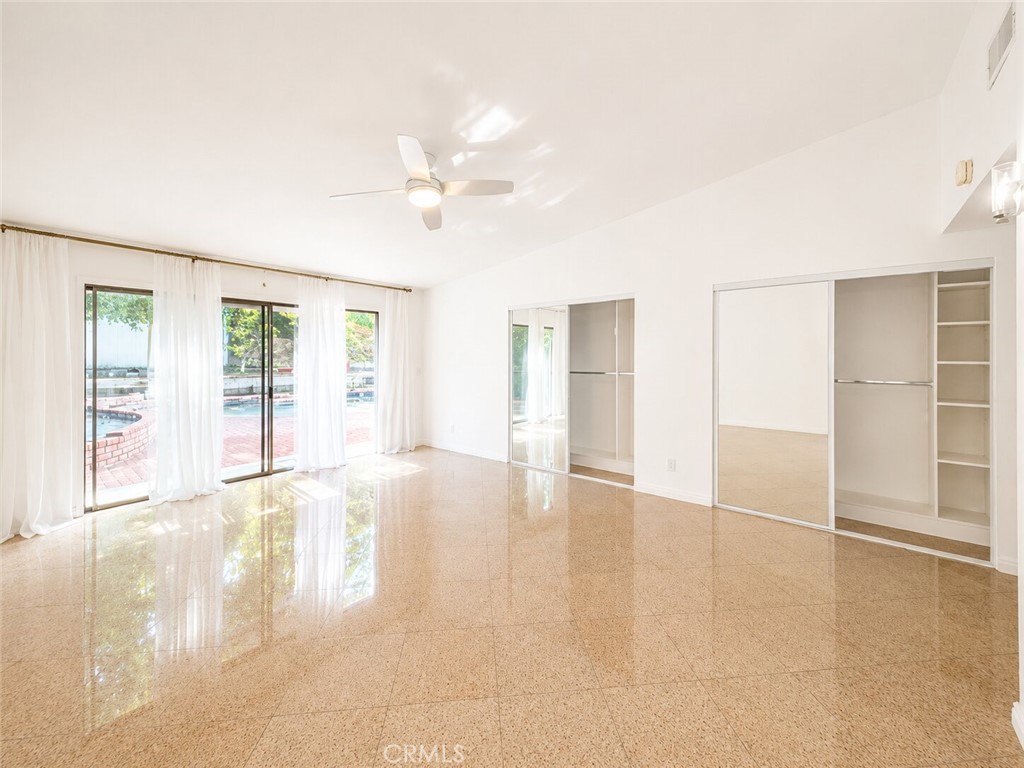 24010 Hatteras Property Photo 12