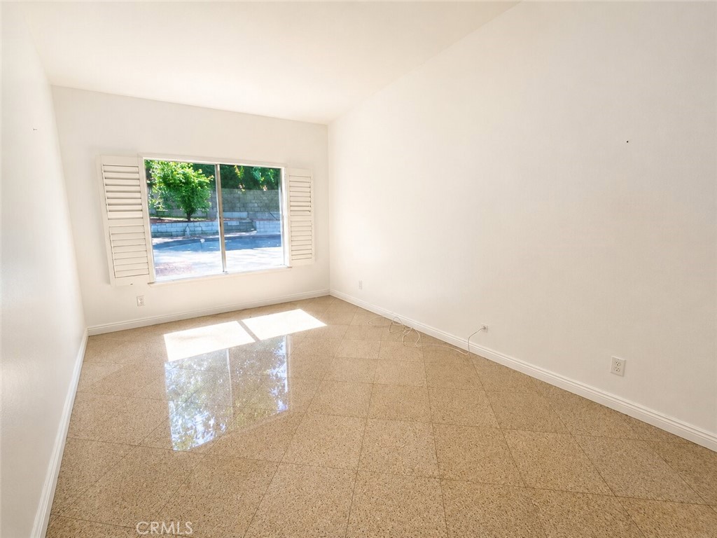 24010 Hatteras Property Photo 18