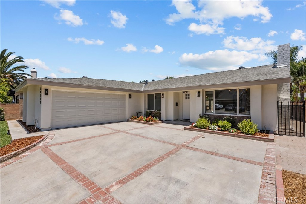 28116 Oaklar Property Photo 2