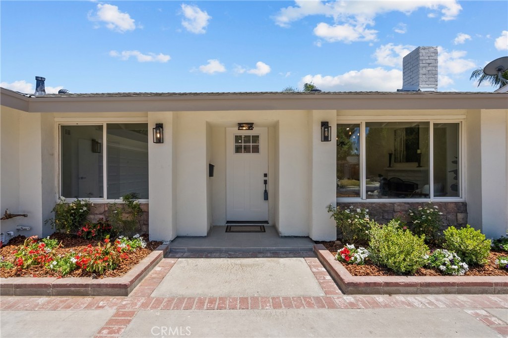 28116 Oaklar Property Photo 4
