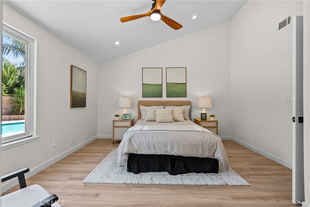 28116 Oaklar Property Photo 17