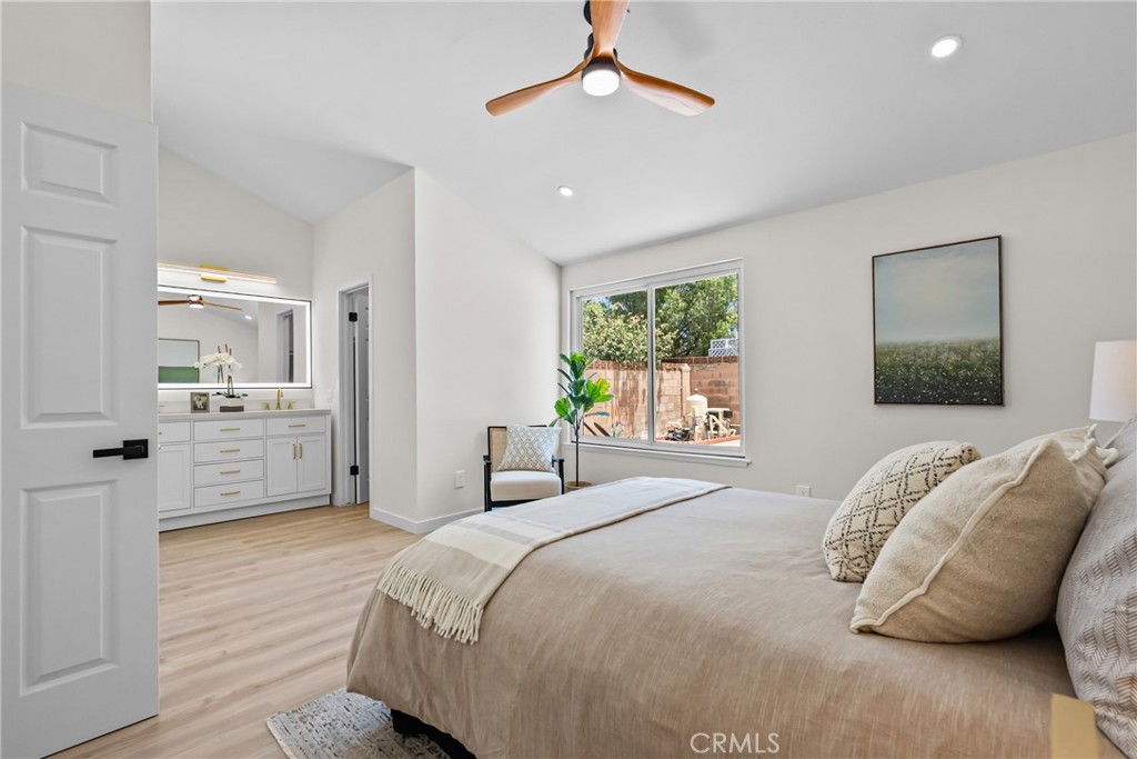 28116 Oaklar Property Photo 20