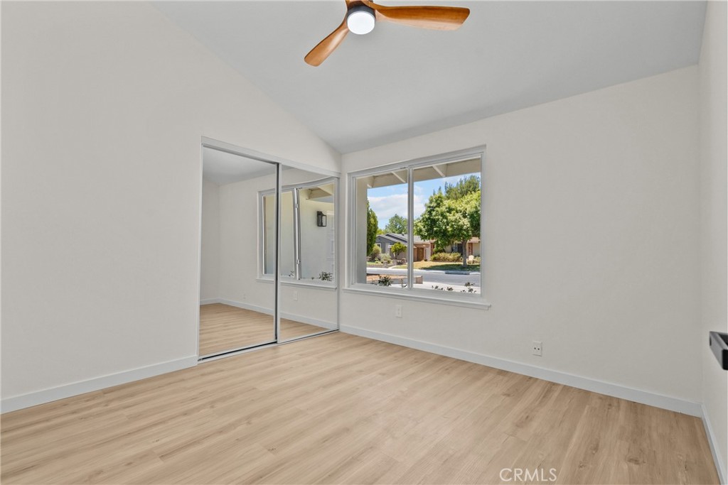 28116 Oaklar Property Photo 25