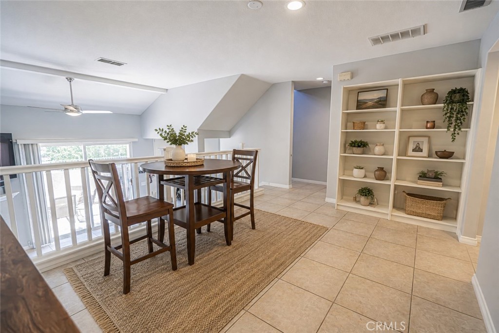 25708 Holiday Circle B Property Photo 11
