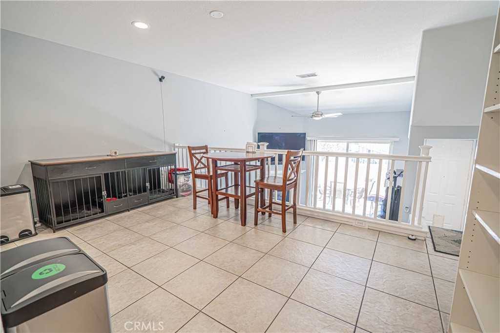 25708 Holiday Circle B Property Photo 13