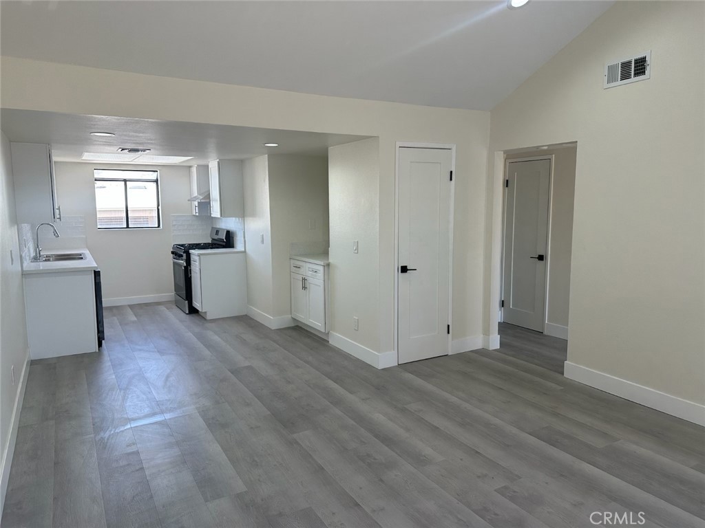 44155 10th W Property Photo 1
