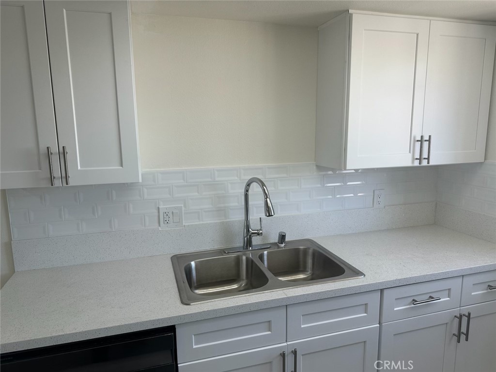 44155 10th W Property Photo 2