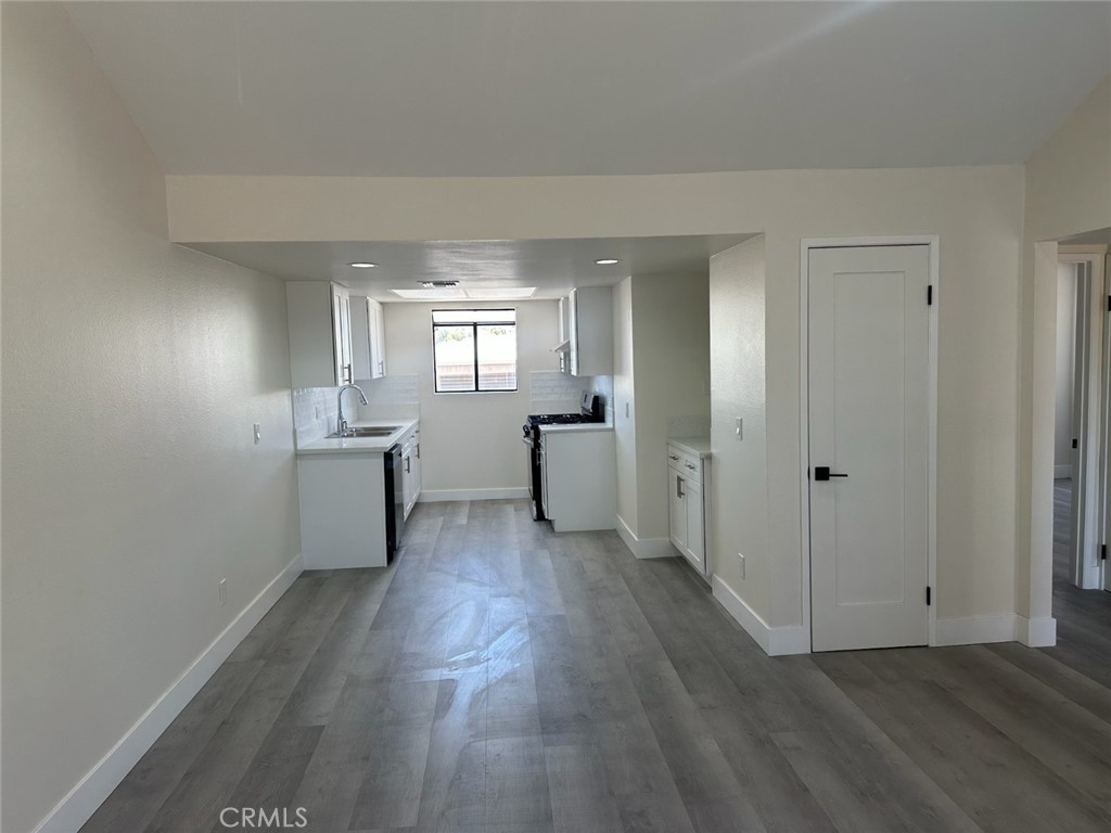 44155 10th W Property Photo 5