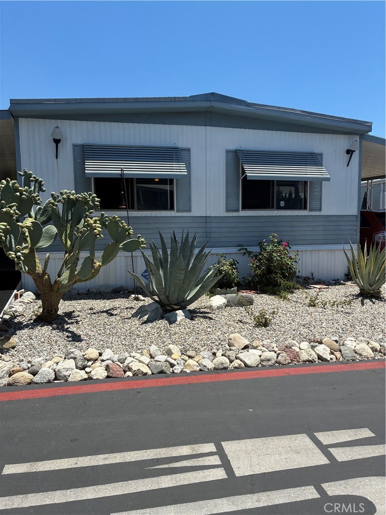 27361 Sierra 208 Property Photo 1