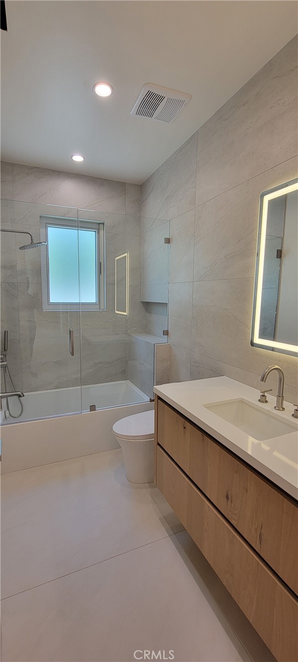 5061 Woodley Property Photo 21