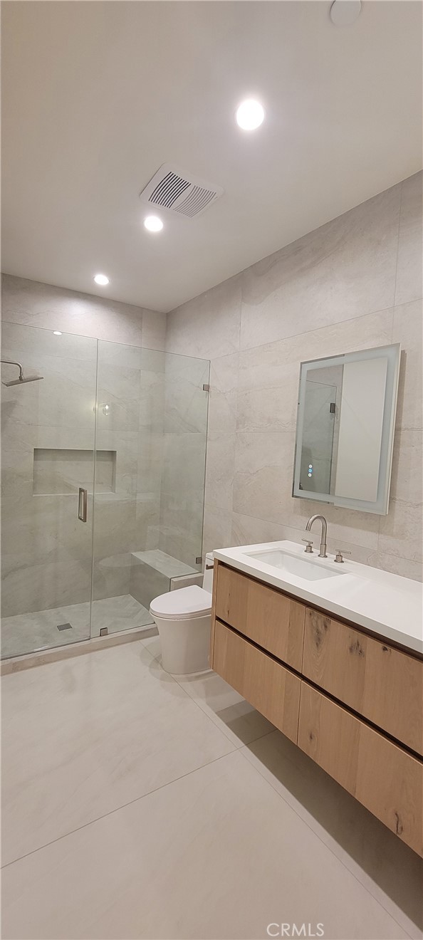 5061 Woodley Property Photo 23