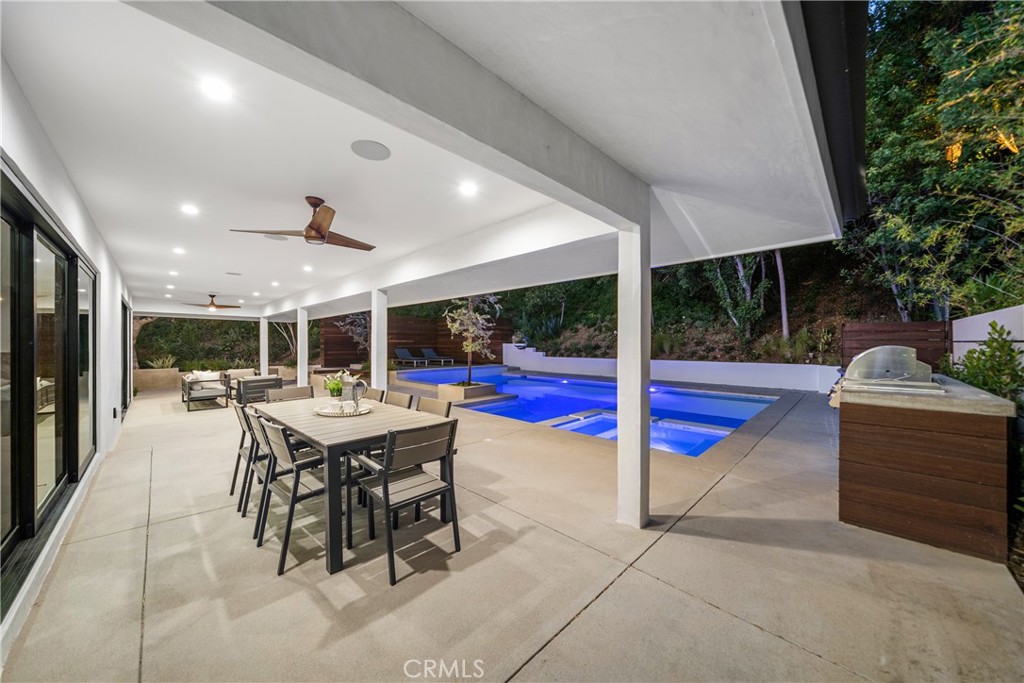 16105 Clear Oak Drive Property Photo 38