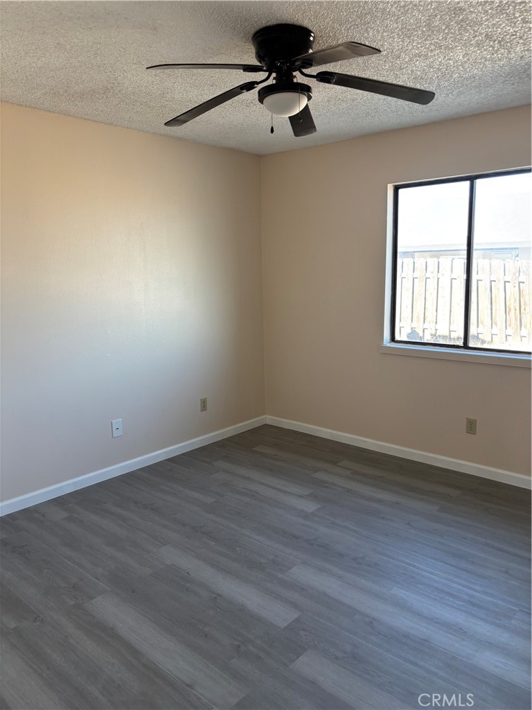 10611 Garibaldi Property Photo 3