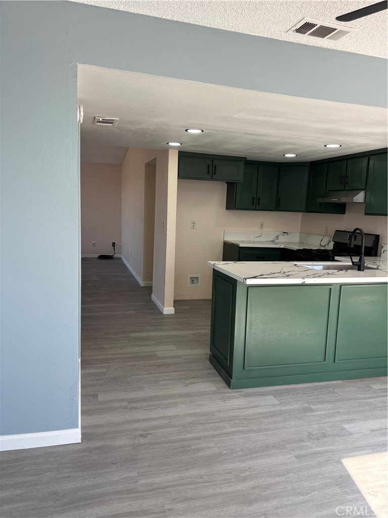 10611 Garibaldi Property Photo 15