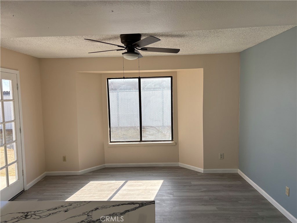 10611 Garibaldi Property Photo 21