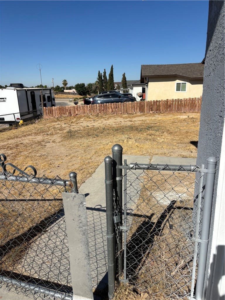 10611 Garibaldi Property Photo 32