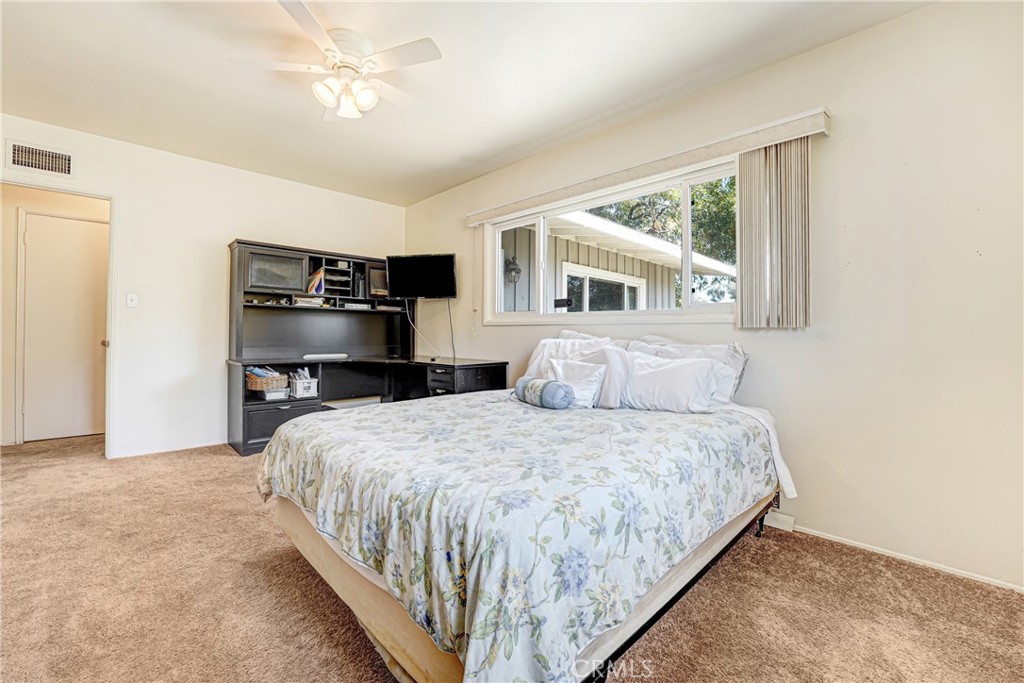 14912 Chatsworth Property Photo 15