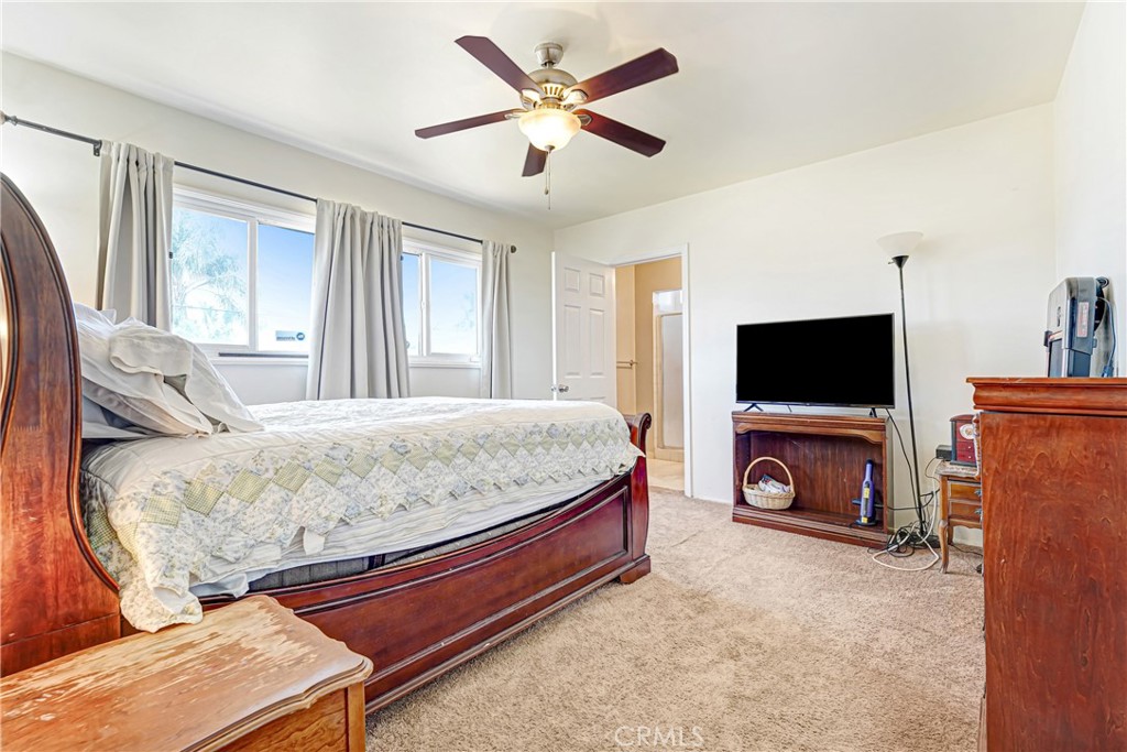 14912 Chatsworth Property Photo 24