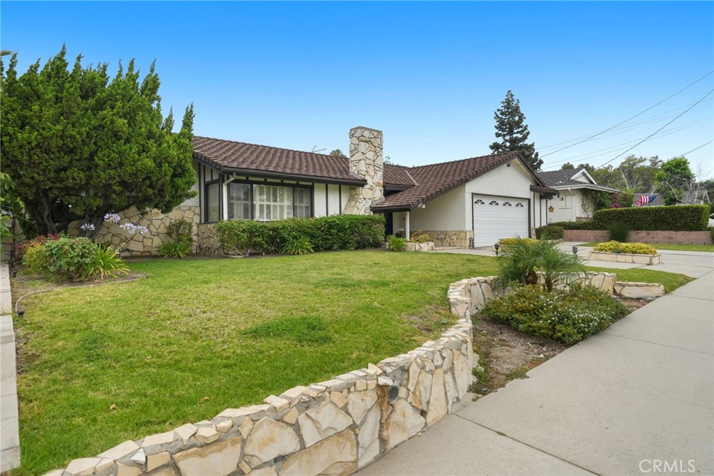 11803 Gerald Avenue Property Photo 3