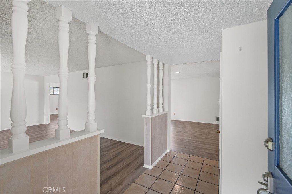 11803 Gerald Avenue Property Photo 4