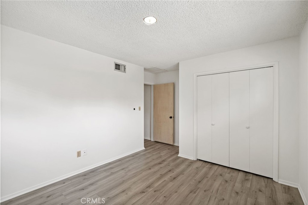 11803 Gerald Avenue Property Photo 20