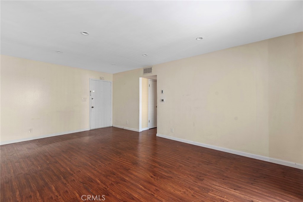 5349 Newcastle 20 Property Photo 6