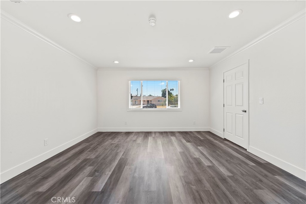 8832 Odessa Ave Property Photo 10