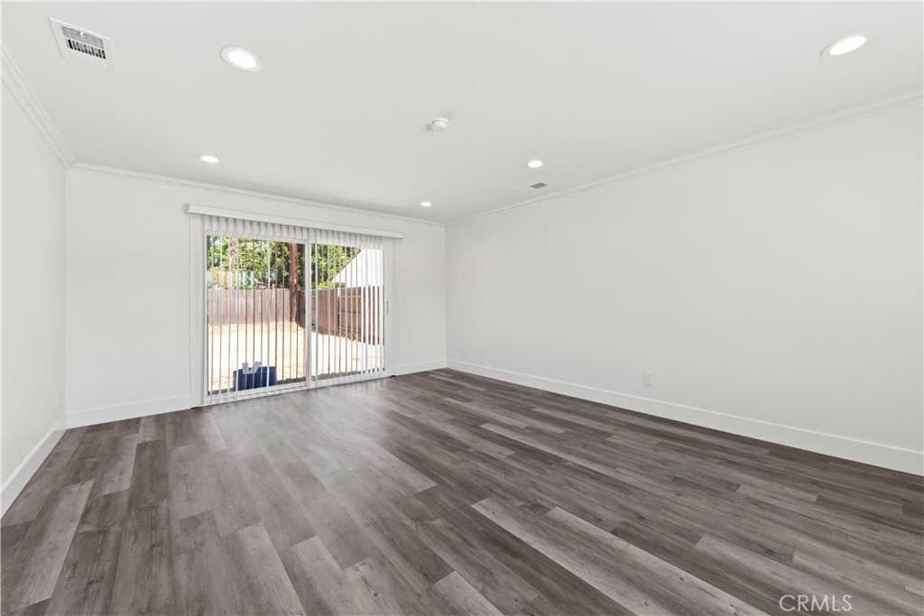 8832 Odessa Ave Property Photo 11