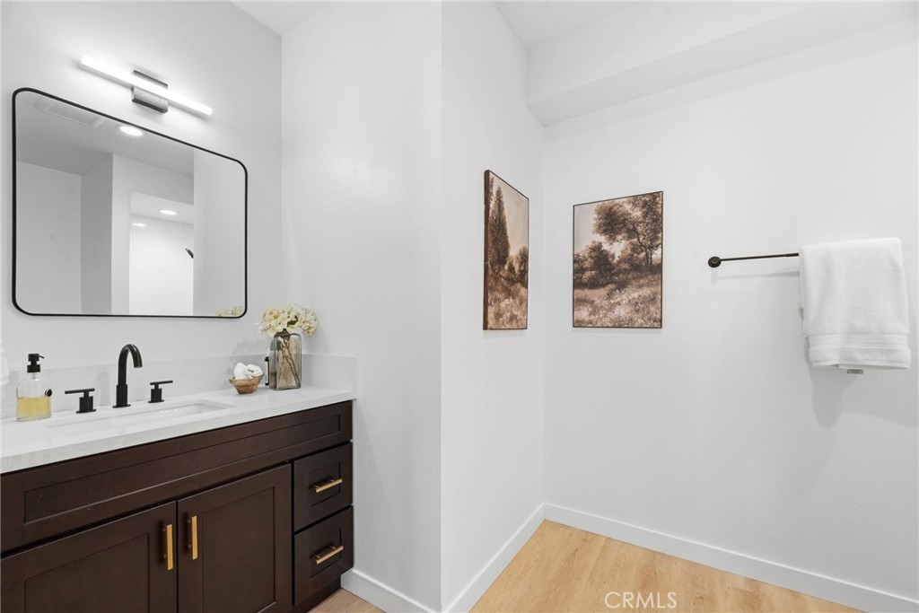 1189 Crehnshaw Property Photo 15