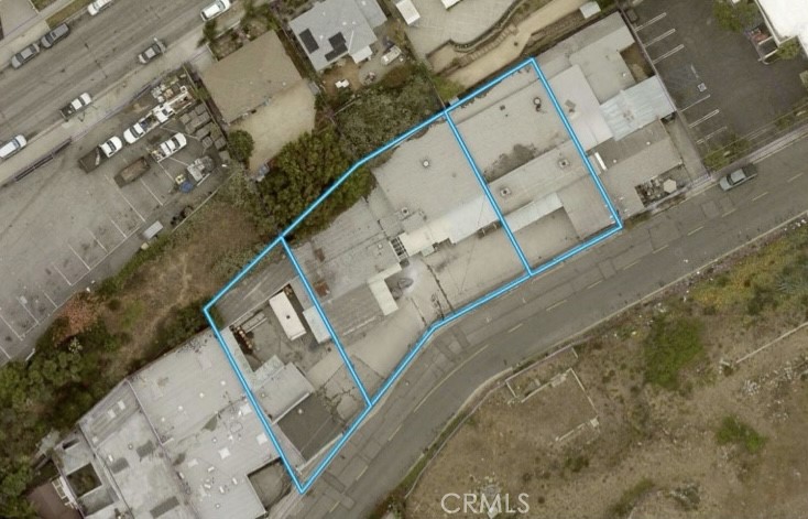 335 E Beach Avenue Property Photo 1