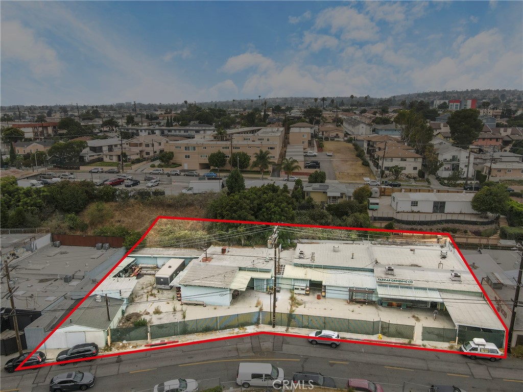 335 E Beach Avenue Property Photo 26