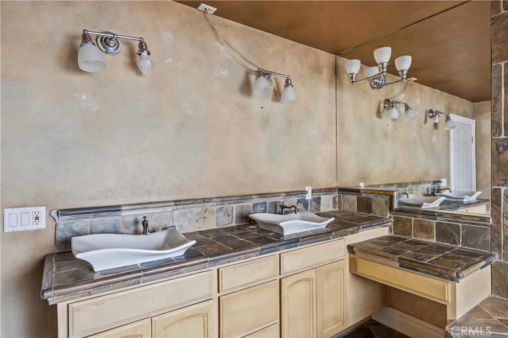 17779 Merridy Property Photo 15
