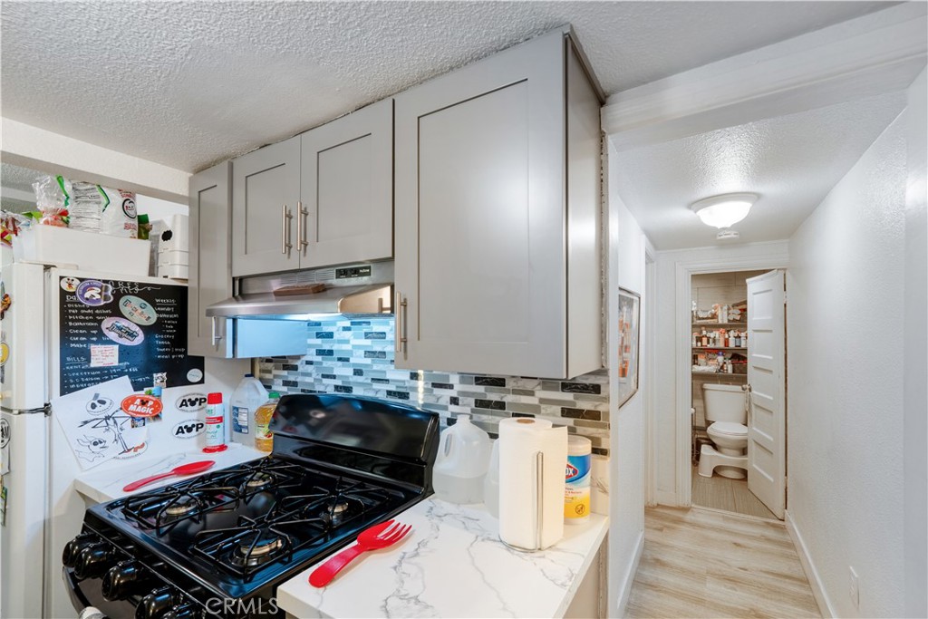 310 E Center Property Photo 16