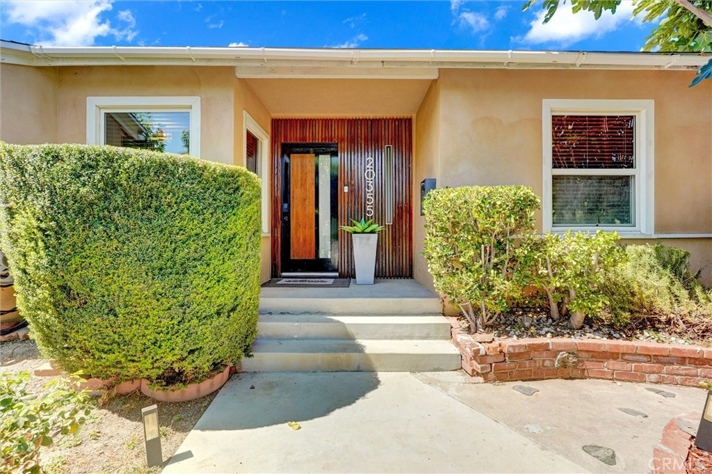 20355 Mobile Property Photo 1