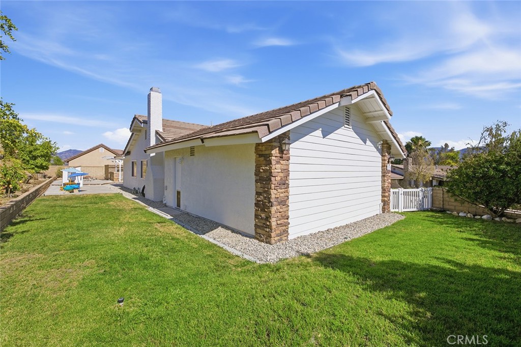 28354 Mount Stephen Property Photo 35