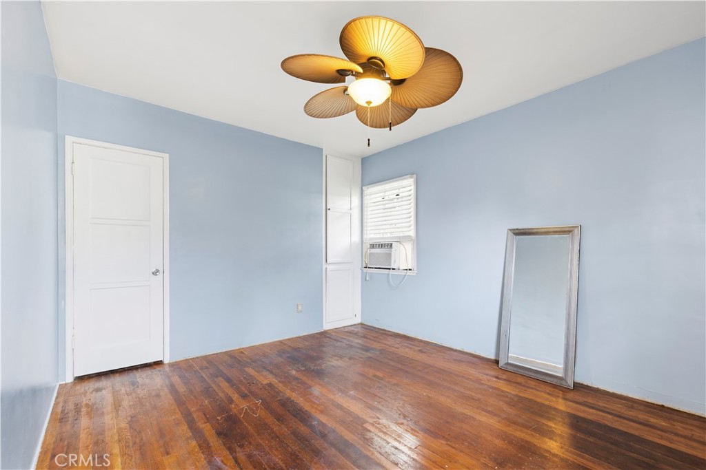 527 E Maple Property Photo 21