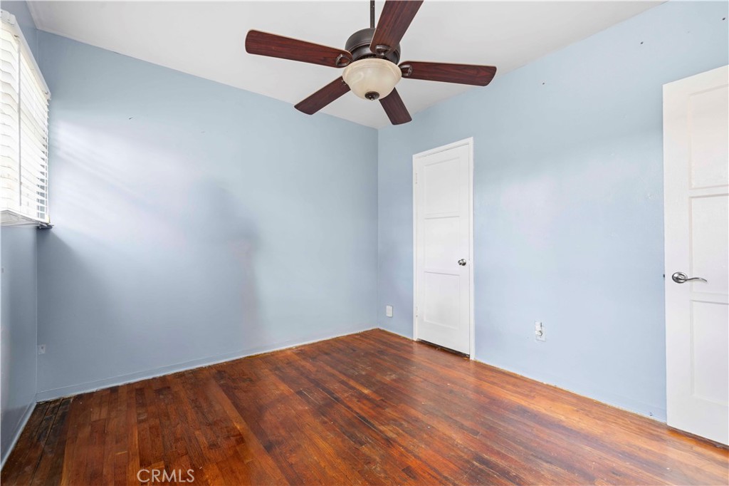 527 E Maple Property Photo 28