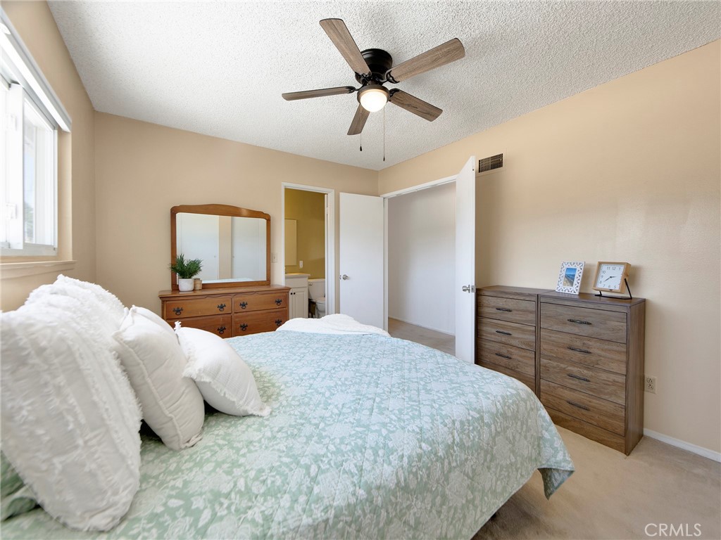 27727 Stardale Property Photo 17