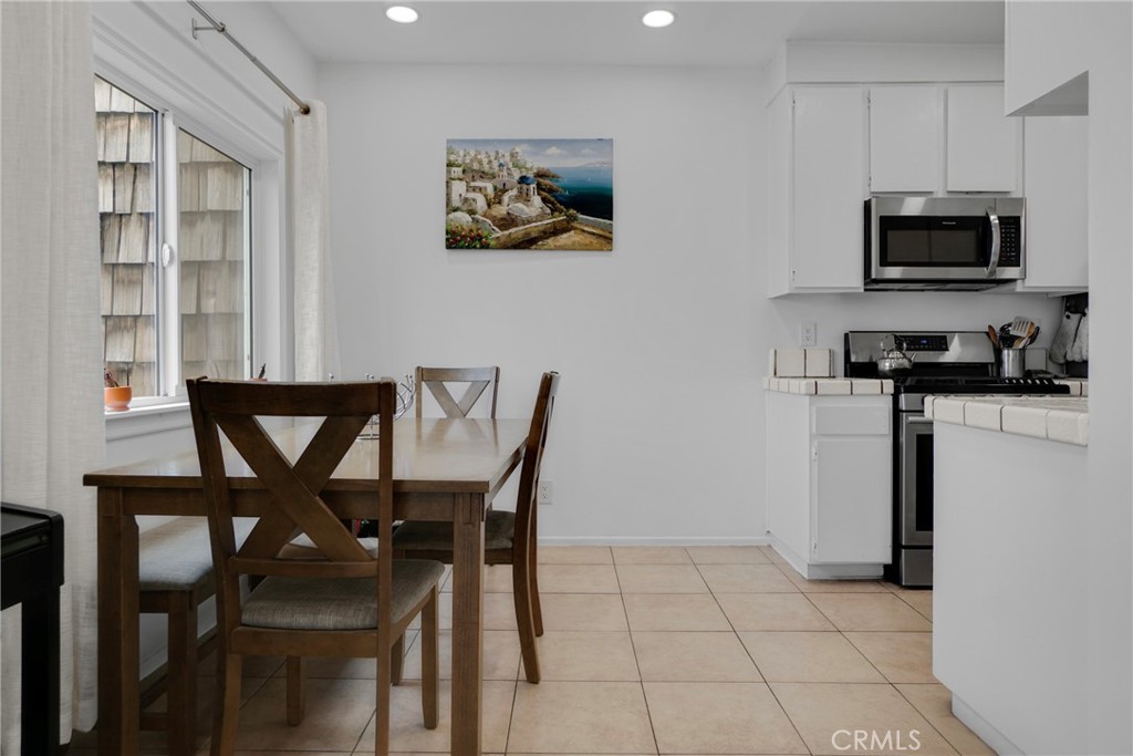 15516 Nordhoff Street 217 Property Photo 12
