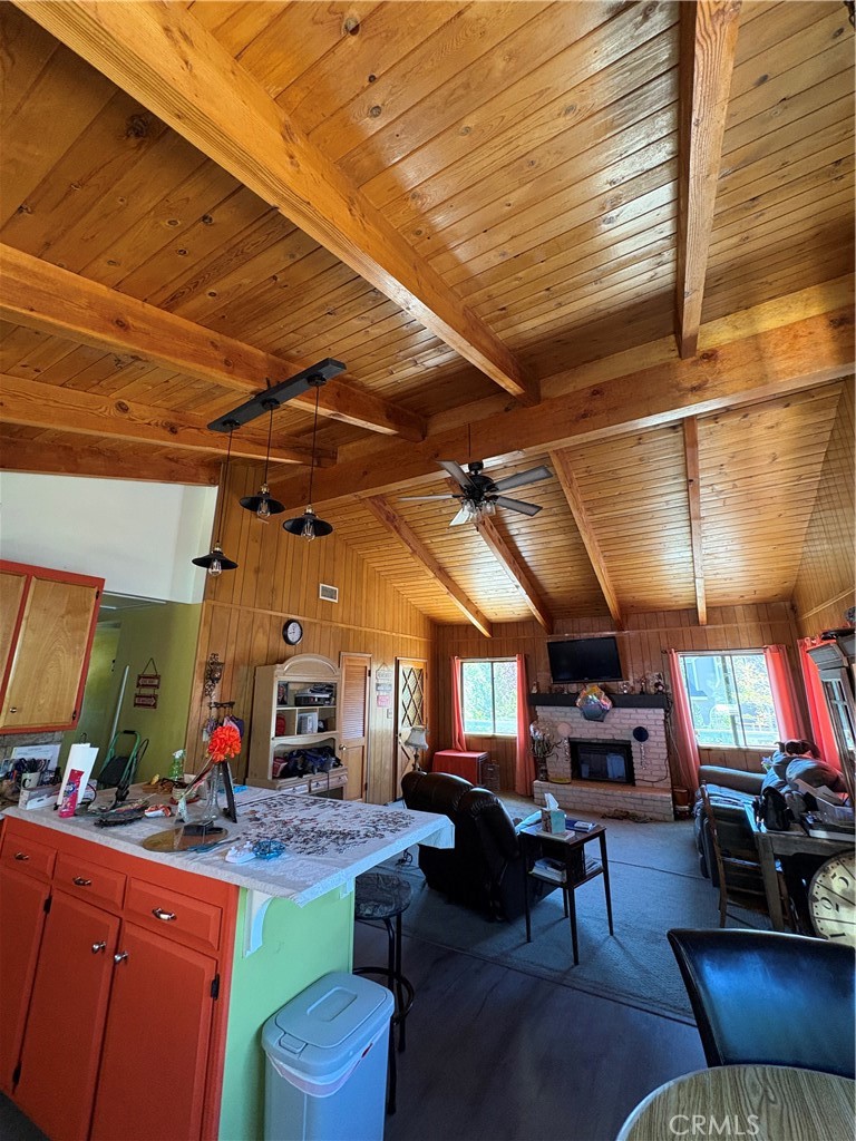 1005 Condor Court Property Photo 4