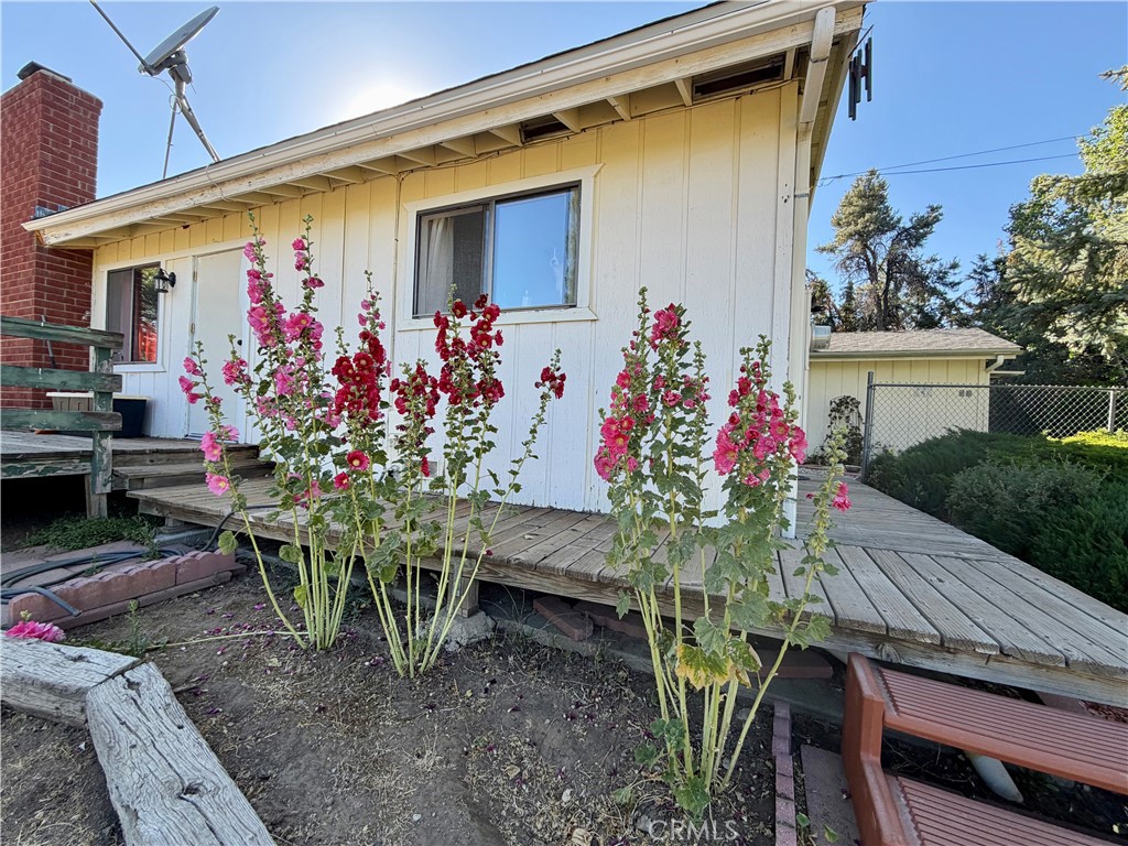 1005 Condor Court Property Photo 13