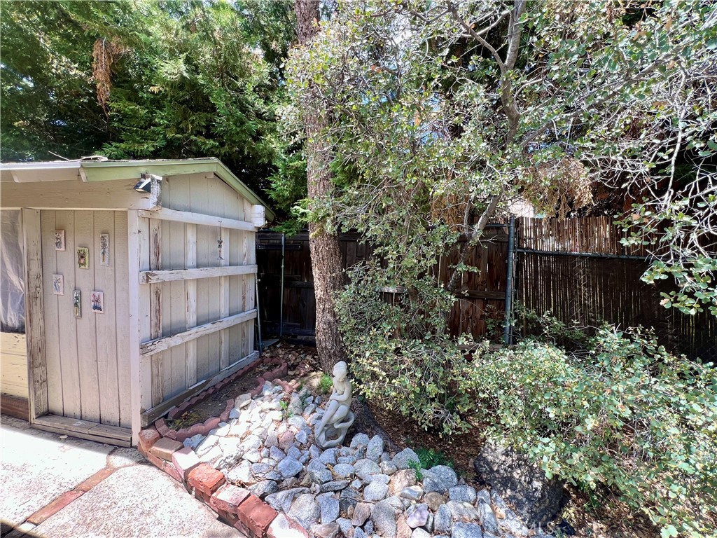 1005 Condor Court Property Photo 14