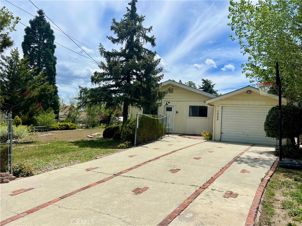 1005 Condor Court Property Photo 24