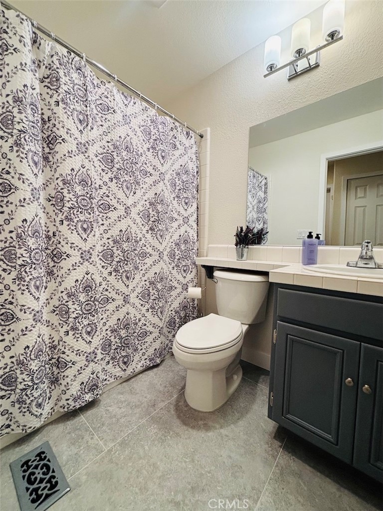 2114 Laura Drive Property Photo 16