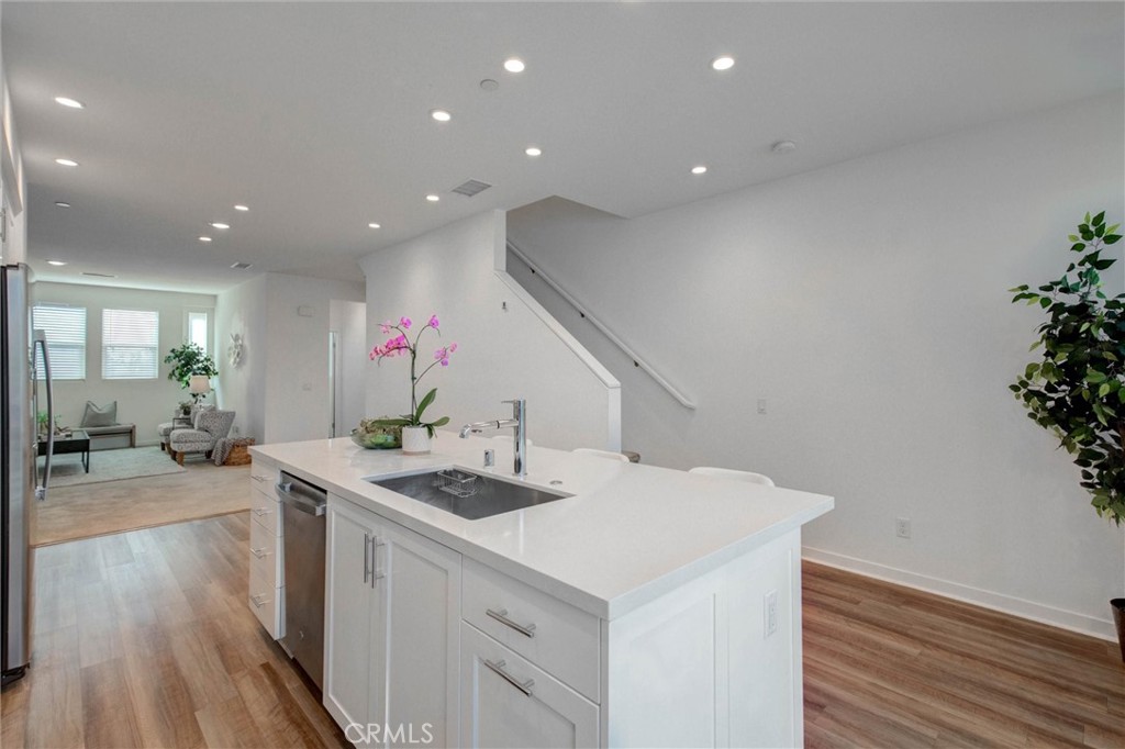 365 Placemark Property Photo 18
