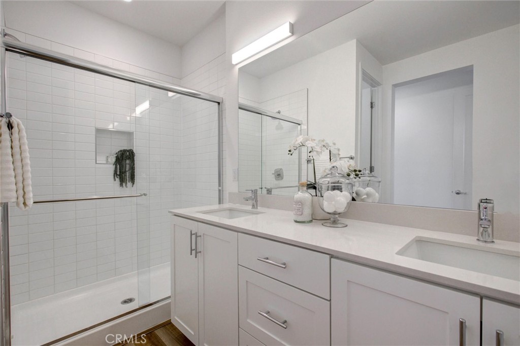 365 Placemark Property Photo 22